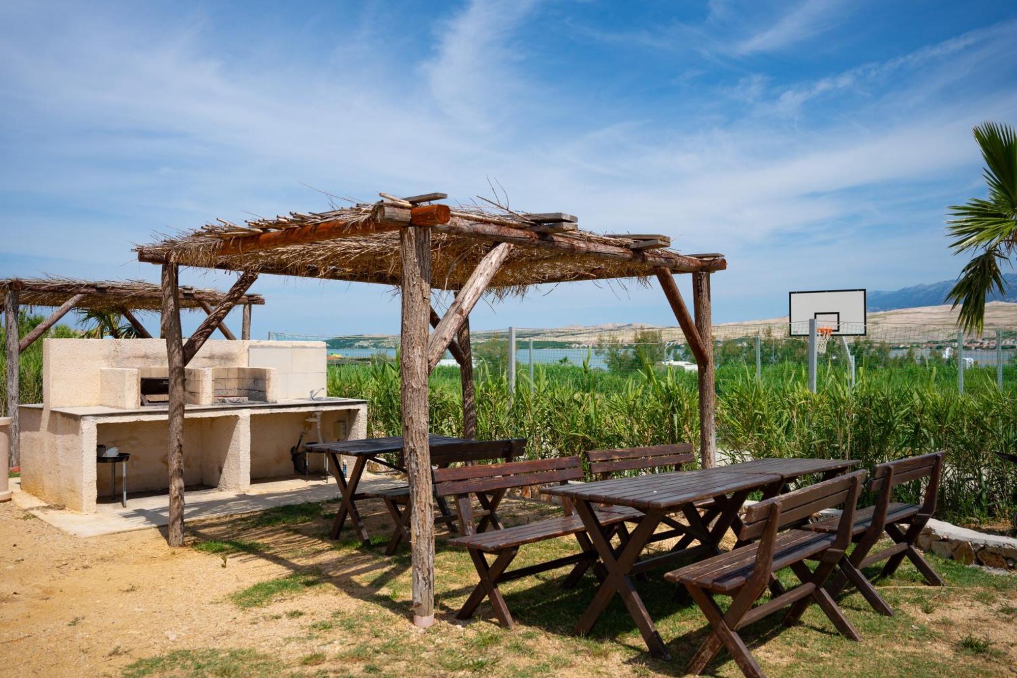 Terra Park Spiritos Hotel Kolan Kültér fotó